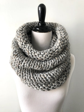 Neckwarmer in Gray Marble, Scarf, Nickichicki - Nickichicki