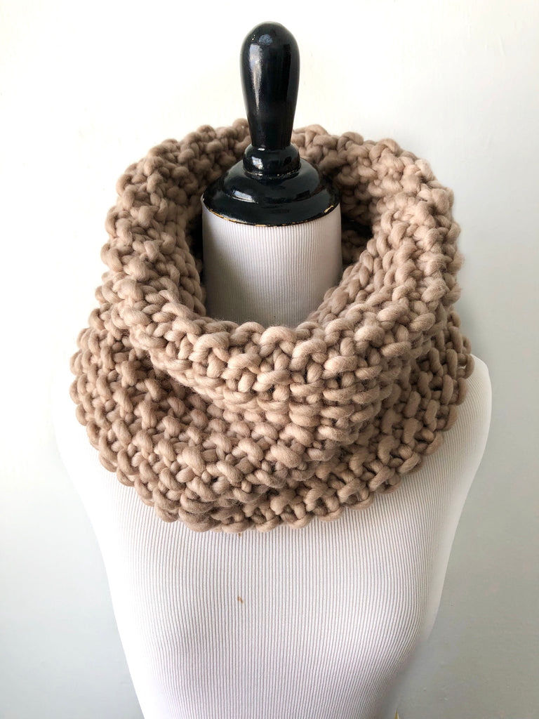 Merino Wool Bubble Fluff Cowl in Greige, Scarf, Nickichicki - Nickichicki
