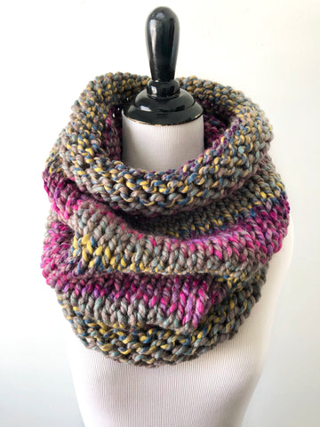 Neckwarmer in Astroland, Scarf, Nickichicki - Nickichicki