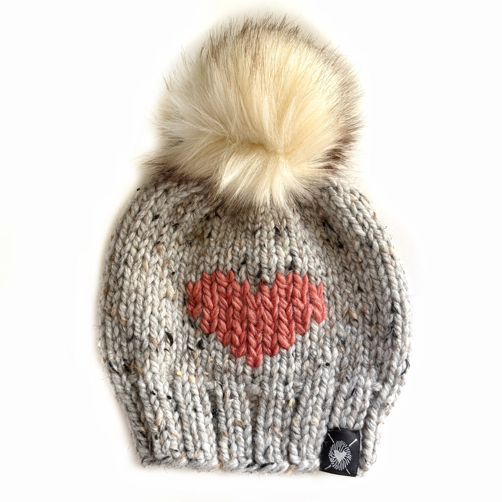 Zero Waste : Big Heart Faux Fur Pom-Pom Beanie
