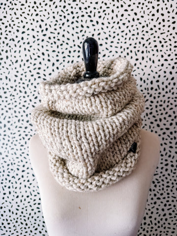 Neckwarmer in Wheat