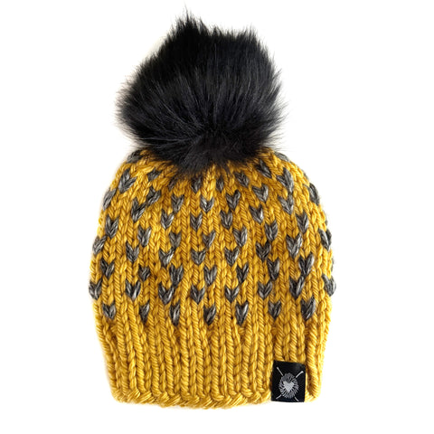 Zero Waste : Big Heart Faux Fur Pom-Pom Beanie