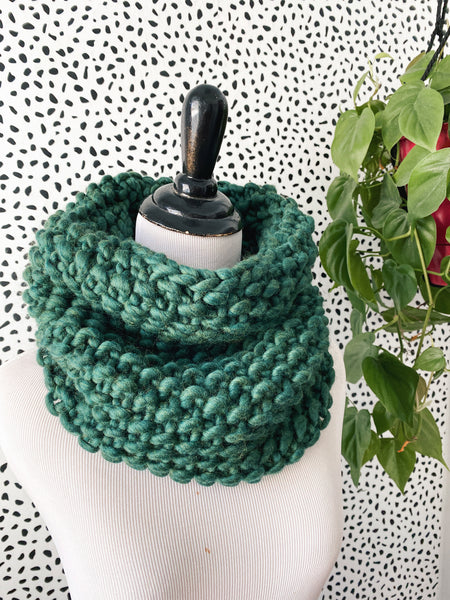 Merino Bubble Fluff Cowl in Enchanted Forest